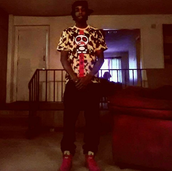 Meet your Posher, Cedric - Picture 2 of 3